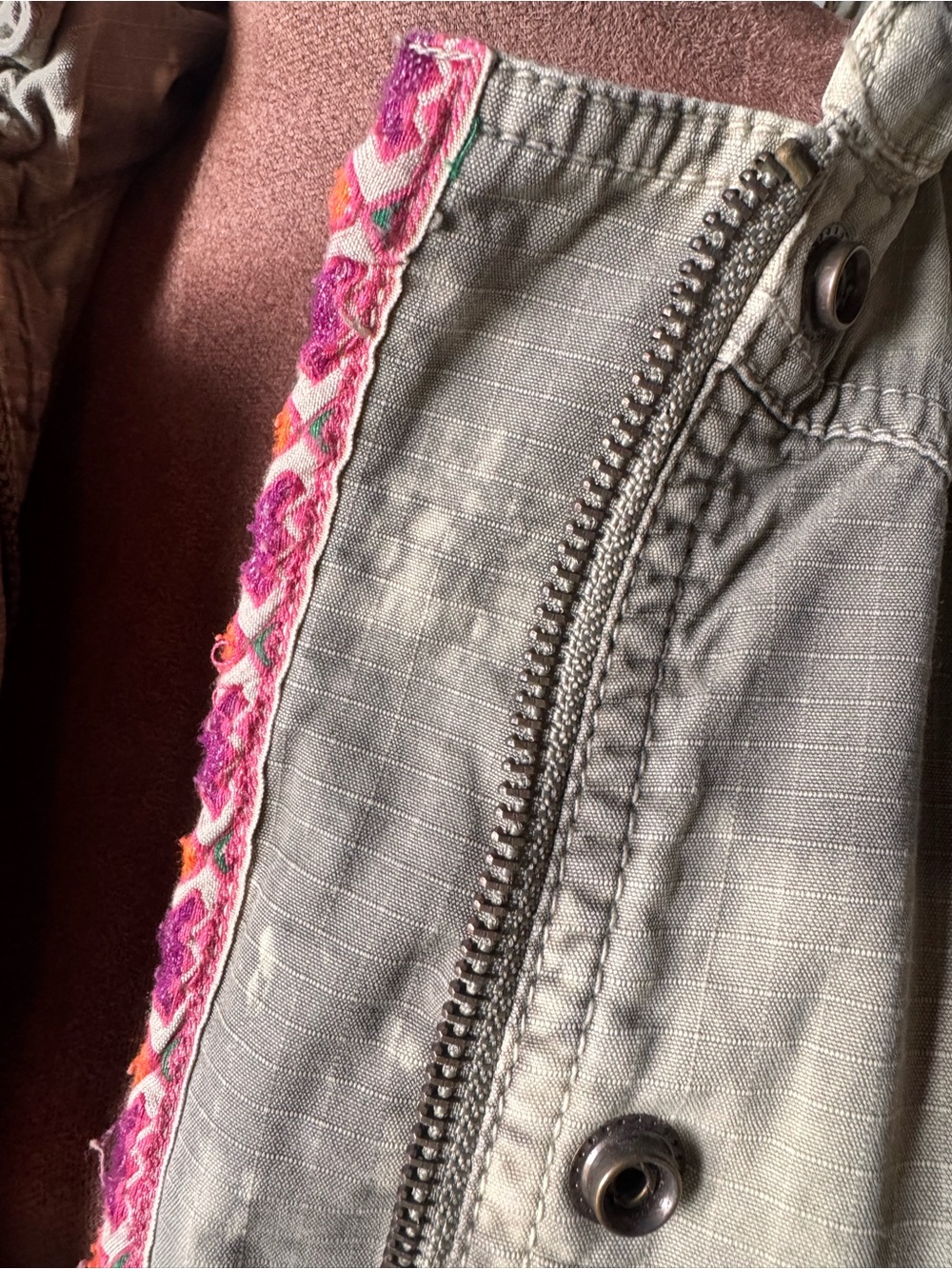 Free People Embroidered Anorak Hooded Utility Jacket Festival Boho Size 6 Camo - Picture 3 of 16
